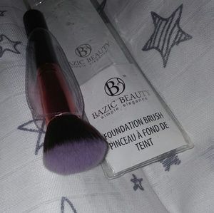 💥Brand NEW💥 Foundation brush